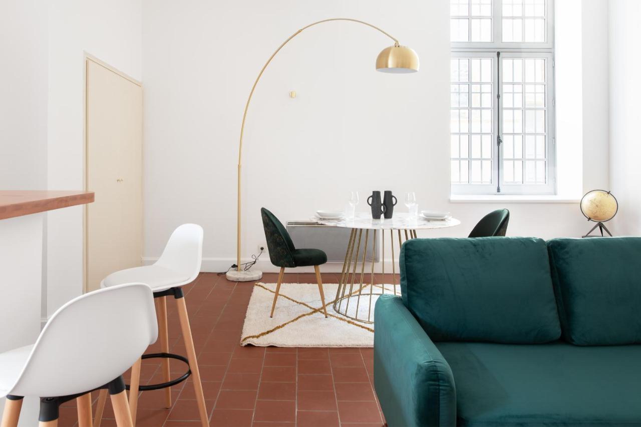 Superbe Appartement Avec Cour Dans La Bastide Carcassonne Exterior foto